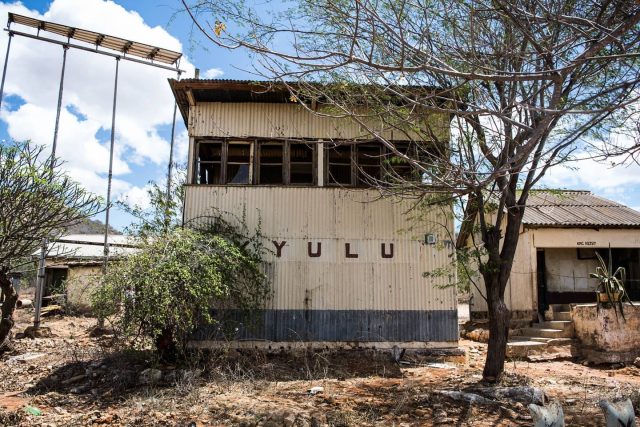 Kyulu station not Yulu station ☺️ a few miles before Mtito Andei (if approaching from Mombasa to Nairobi) the station is quite adjacent to the main Msa - Nairobi road. Captured Oct 2015
